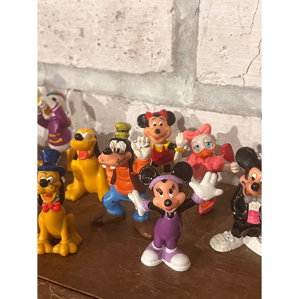 Huge‎ Lot of 27 Vintage Disney PVC Cake Toppers - Picture 5 of 9